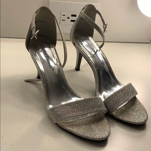 pierre dumas silver heels